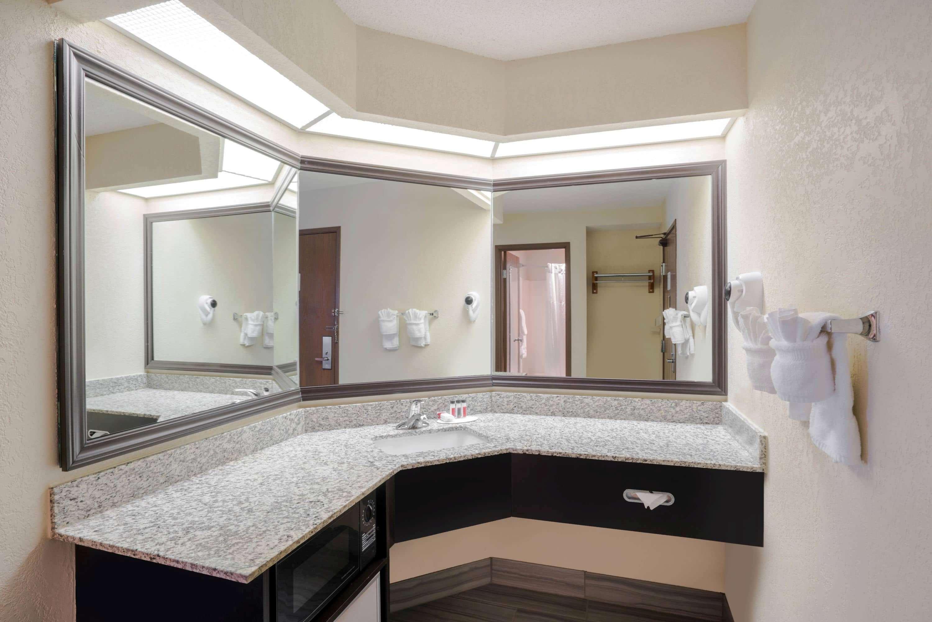 Comfort Inn & Suites Brentwood Kültér fotó