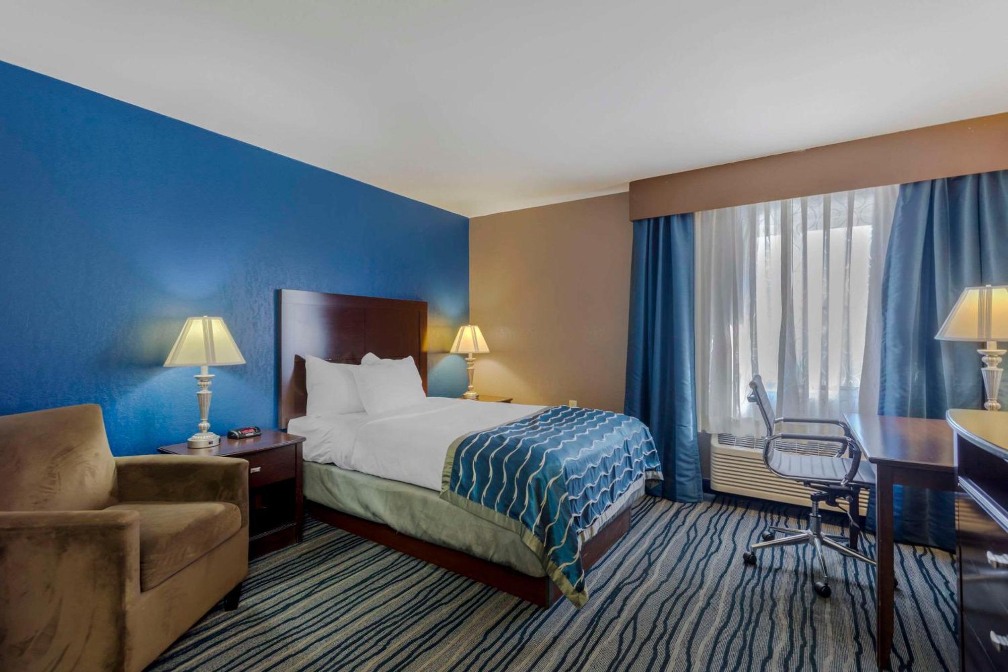Comfort Inn & Suites Brentwood Kültér fotó